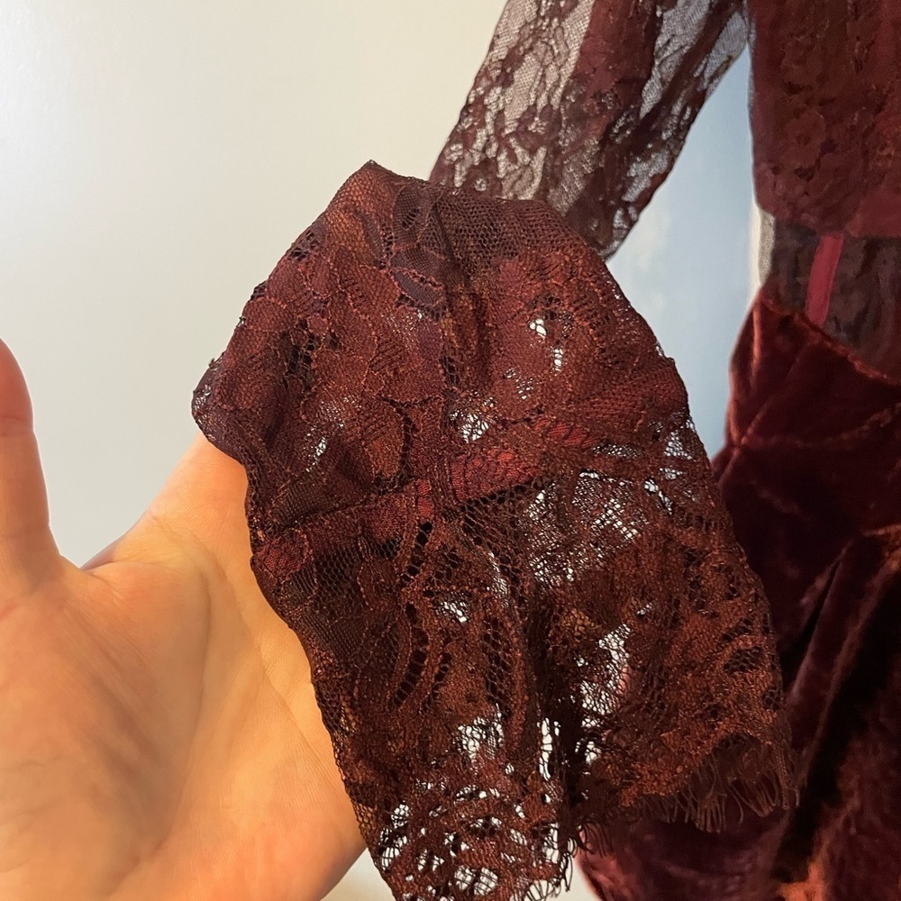 - NWOT FREE PEOPLE DRESS burgundy color - Picture 5 of 10